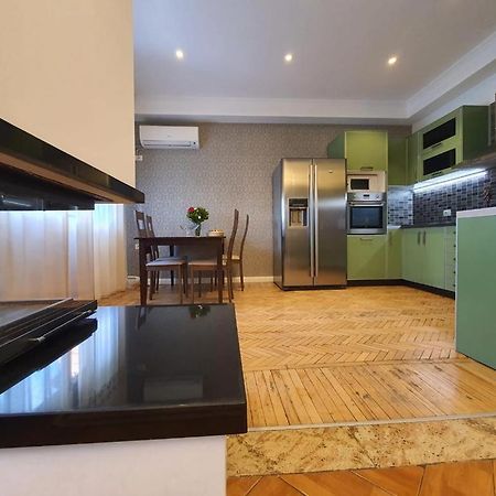 Noemi Apartment Tirana Zewnętrze zdjęcie