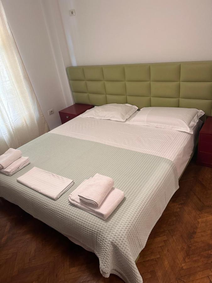 Noemi Apartment Tirana Zewnętrze zdjęcie