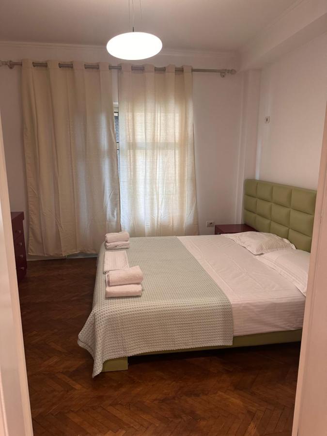 Noemi Apartment Tirana Zewnętrze zdjęcie