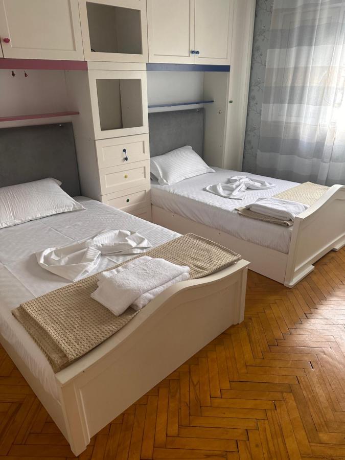 Noemi Apartment Tirana Zewnętrze zdjęcie